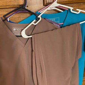 Figs Smokey taupe,Catarina one pocket top,Zamora high waisted joggers in(Tall)